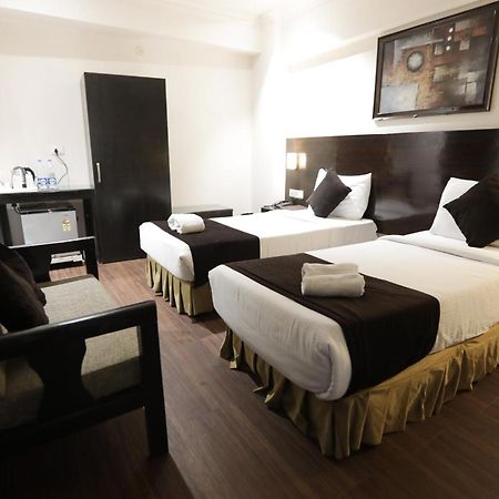 Anr Hotels لاكناو المظهر الخارجي الصورة