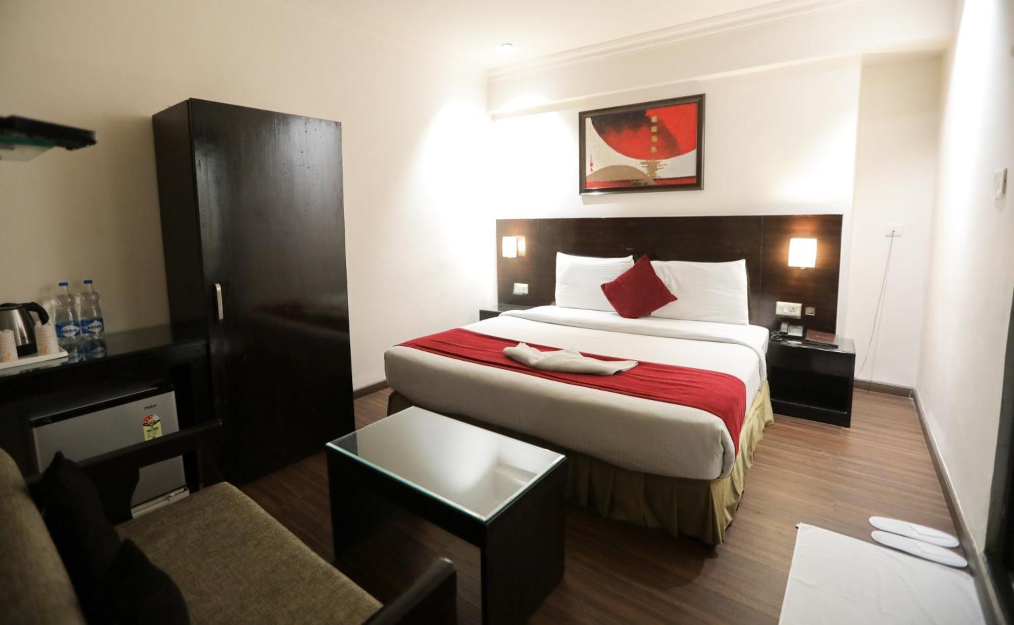 Anr Hotels لاكناو المظهر الخارجي الصورة