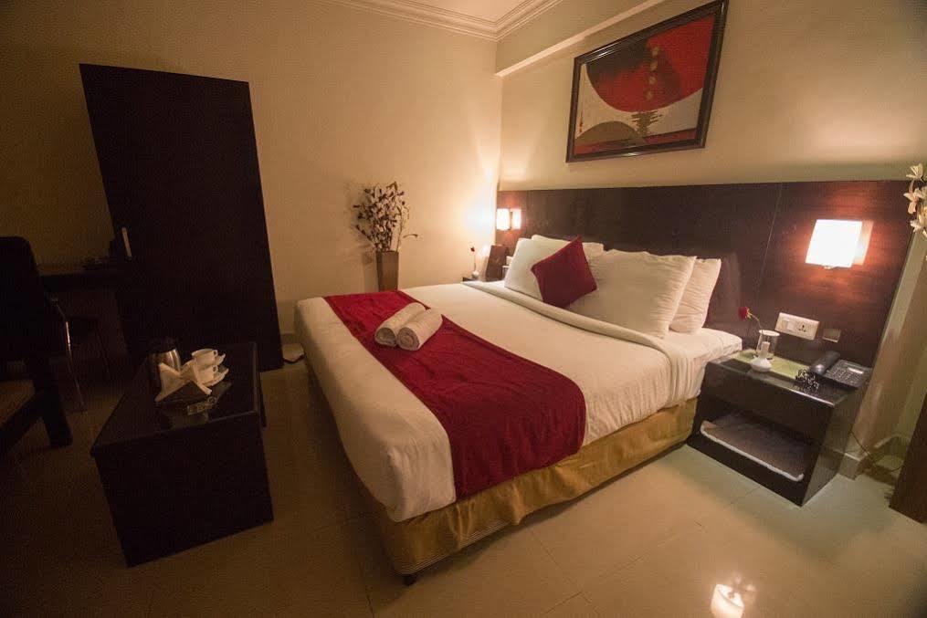 Anr Hotels لاكناو المظهر الخارجي الصورة